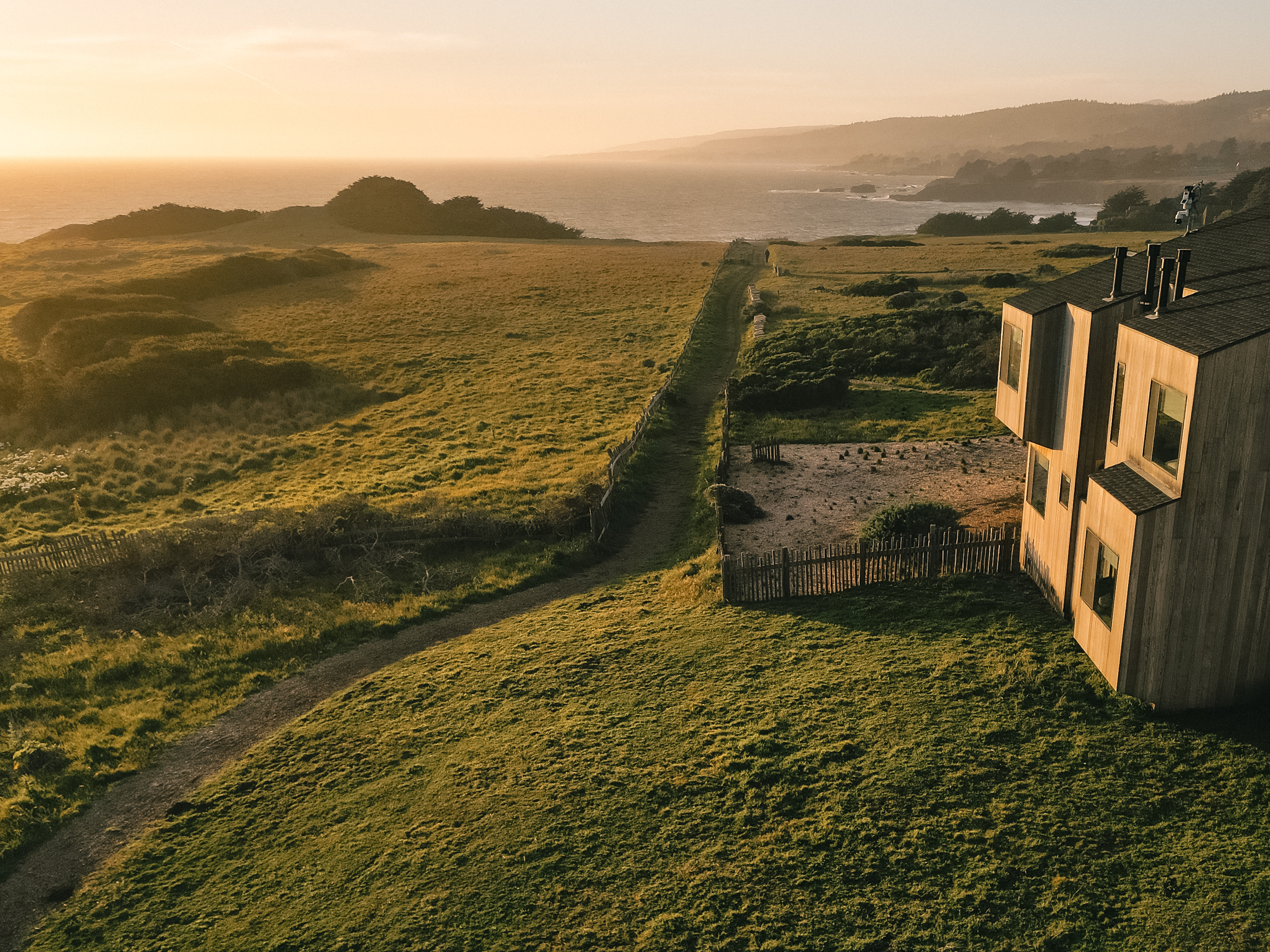 Sea Ranch Lodge exterior